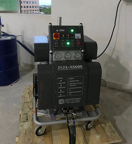 聚脲施工專用噴涂機(圖1) H5600液壓聚脲施工專用噴涂機