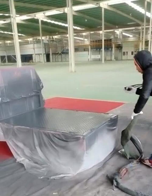 聚脲噴涂機品牌好的廠家用于車輛表面耐磨噴涂(圖1) 聚脲噴涂機品牌好的廠家用于車輛表面耐磨噴涂