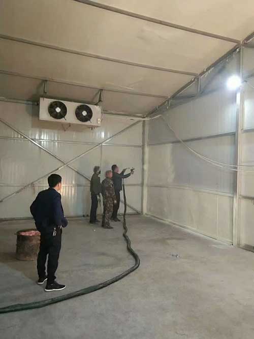 冷庫外墻保溫聚氨酯泡沫施工機械(圖1) 冷庫外墻保溫聚氨酯泡沫施工機械